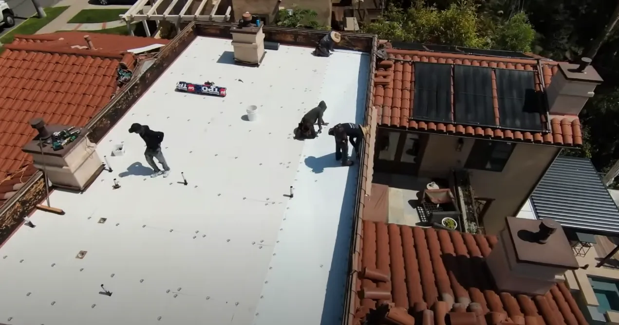 Type Of Commercial Roofing System: A Complete Guide